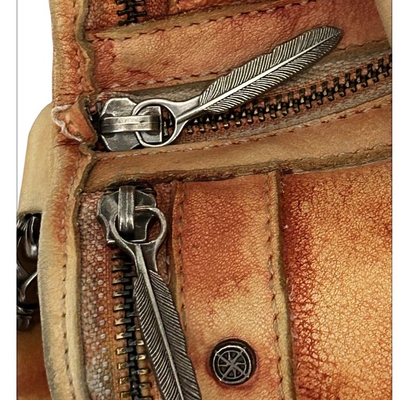 Old trend distressed mini trunk - Picture 9 of 10